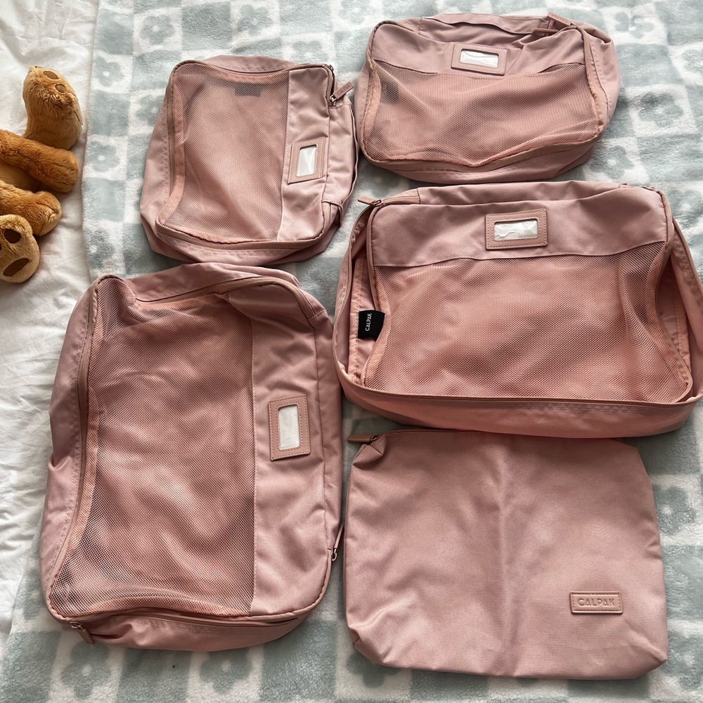 CalPak Packing Cubes - image 1